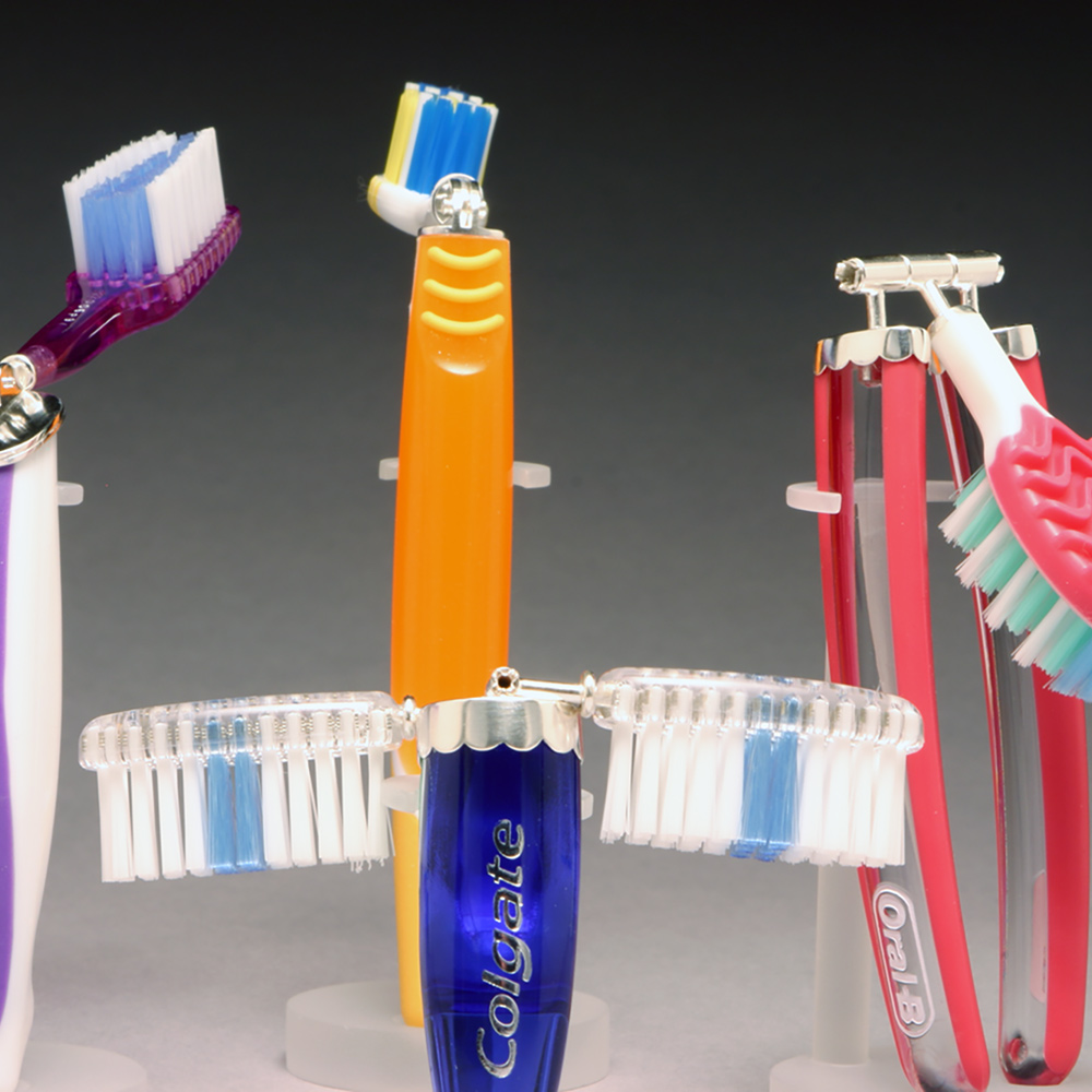 Hinged Brushes